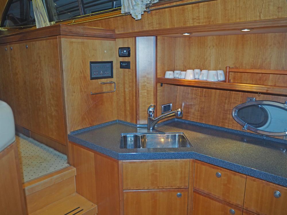 Cabin en avant, H&eacute;bergements